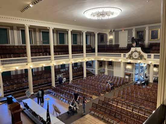 se permiten perros en faneuil hall