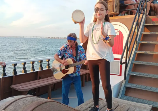 Picture of Tropical Sunset Cruise aboard the Black Raven Pirate Ship