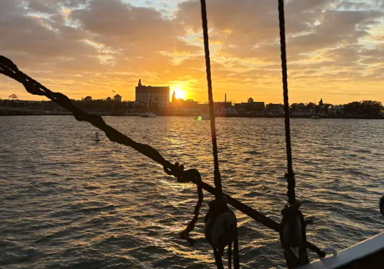 Picture of Tropical Sunset Cruise aboard the Black Raven Pirate Ship